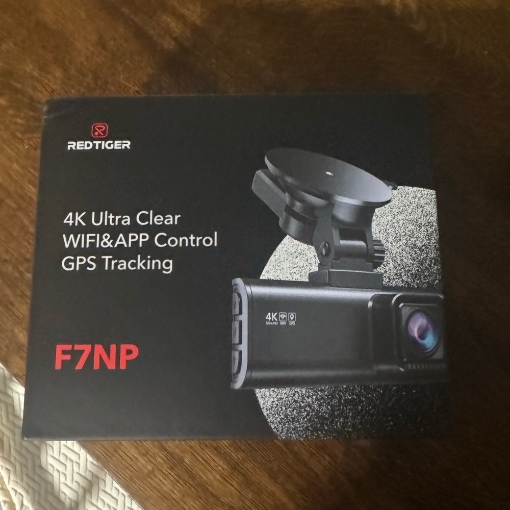 NEW—NEVER BEEN USED.  REDTIGER Dash Cam Front Rear, 4K/2.5K Full HD - Picture 4 of 5